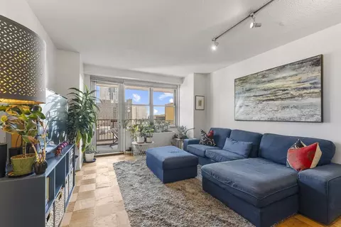 151 Tremont St #19T, Boston, MA 02111