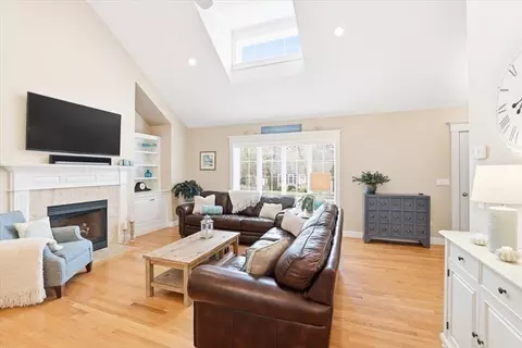 Living - 140 Pheasant Hill Cir, Cotuit, MA 02635 photo 1 of 3