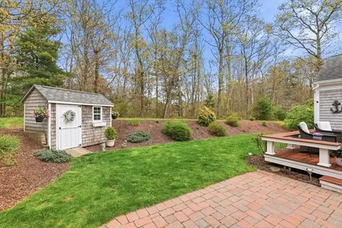 Exterior - 140 Pheasant Hill Cir, Cotuit, MA 02635 photo 7 of 8