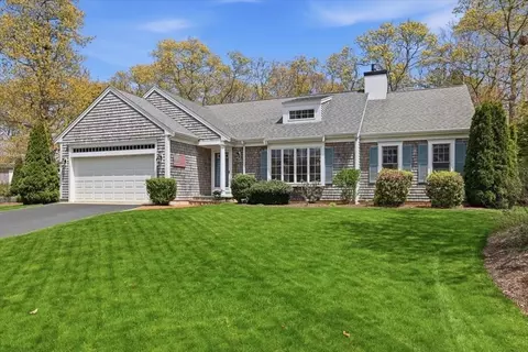 Exterior - 140 Pheasant Hill Cir, Cotuit, MA 02635 photo 8 of 8
