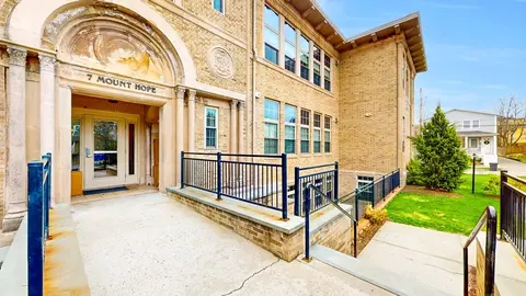 7 Mount Hope #202, Providence, RI 02906