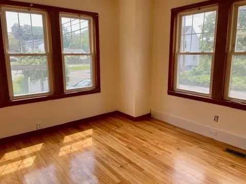 Living - 259 Massasoit Rd, Worcester, MA 01604 photo 1 of 6