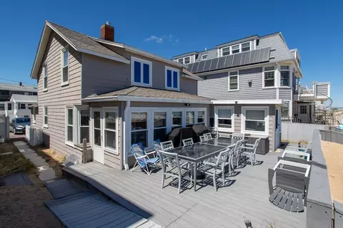 29 Commonwealth Ave, Salisbury, MA 01952