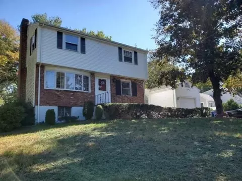 1696 Liberty St, Braintree, MA 02184