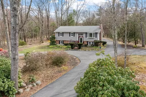 305 Benjamin St, Winchendon, MA 01475