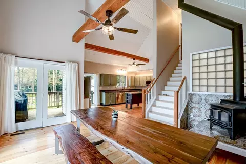 14 Laurel Dr, Ashburnham, MA 01430 photo 8