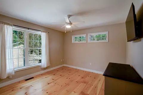 14 Laurel Dr, Ashburnham, MA 01430 photo 20
