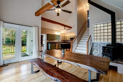 14 Laurel Dr, Ashburnham, MA 01430 photo 6