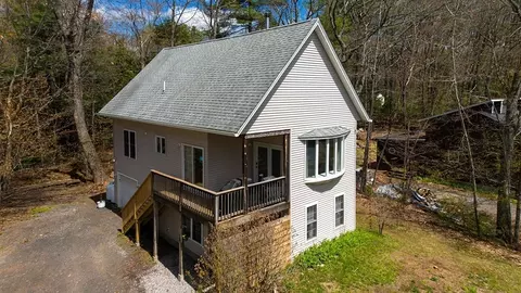 14 Laurel Dr, Ashburnham, MA 01430