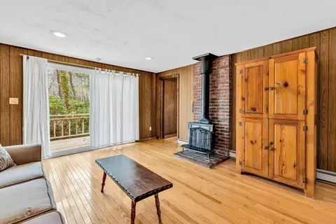 Living - 10 Bartlett Rd, Wellfleet, MA 02667 photo 3 of 5