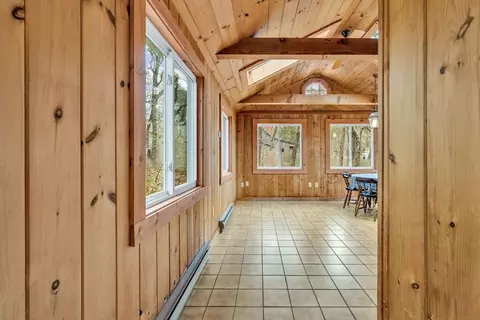 Entry Way - 10 Bartlett Rd, Wellfleet, MA 02667 photo 1 of 2