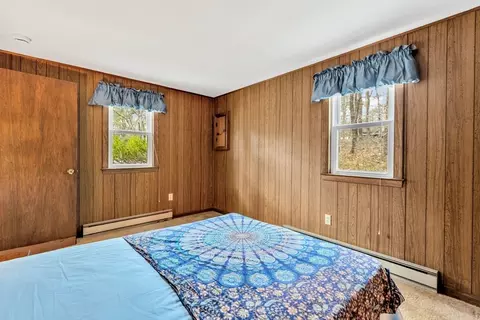 Bedroom - 10 Bartlett Rd, Wellfleet, MA 02667 photo 2 of 6