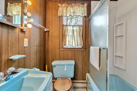 Bath - 10 Bartlett Rd, Wellfleet, MA 02667 photo 2 of 2
