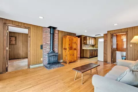 Living - 10 Bartlett Rd, Wellfleet, MA 02667 photo 4 of 5