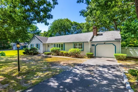 209 Patriot Way, Centerville, MA 02632