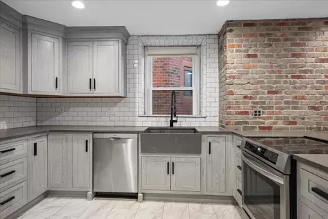 Kitchen - 40 Elm St #1, Worcester, MA 01609 photo 4 of 6