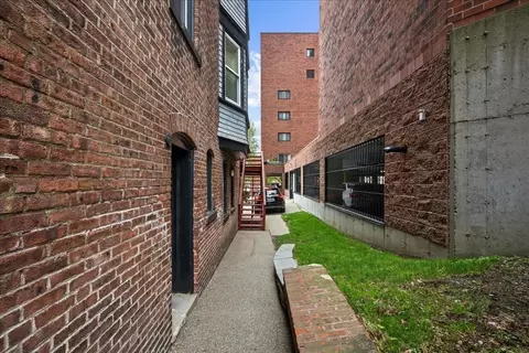 Exterior - 40 Elm St #1, Worcester, MA 01609 photo 6 of 10