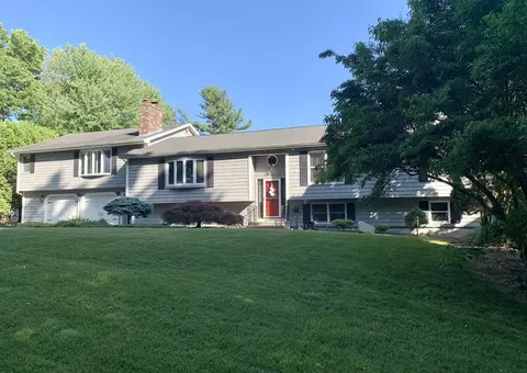 28 Woodside Dr # -R, Grafton, MA 01519
