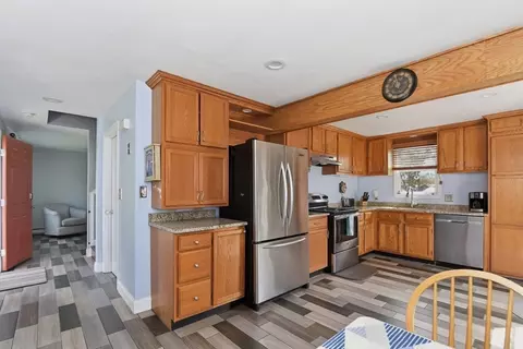 Kitchen - 91 Cohasset Rd, Wareham, MA 02532 photo 5 of 5