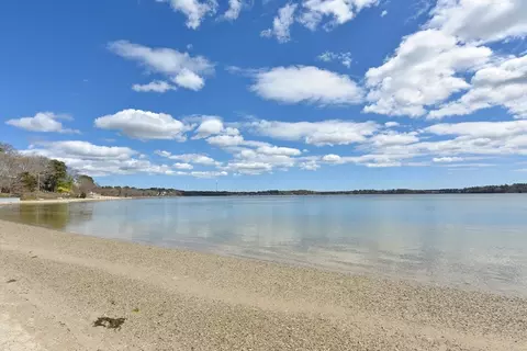 View/Area - 91 Cohasset Rd, Wareham, MA 02532 photo 2 of 2