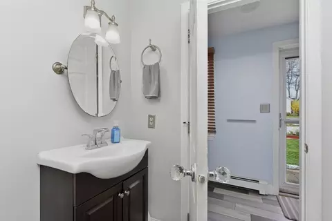 Bath - 91 Cohasset Rd, Wareham, MA 02532 photo 1 of 2