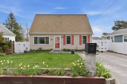 Exterior - 91 Cohasset Rd, Wareham, MA 02532 photo 4 of 11