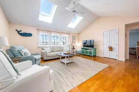 78 Center St #2-14, Dennis, MA 02639
