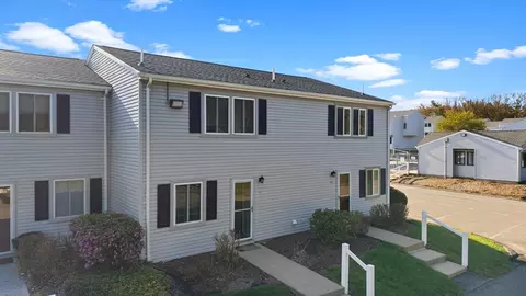 168 Hart St #57, Taunton, MA 02780