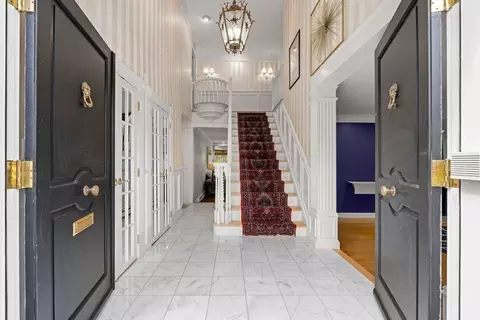 Entry Way - 20 Albee Dr, Braintree, MA 02184 photo 1 of 2