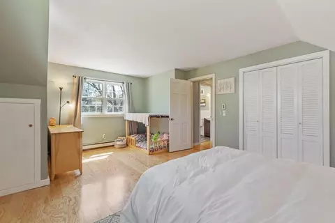 Bedroom - 40 Ivy Dr, Athol, MA 01331 photo 2 of 4