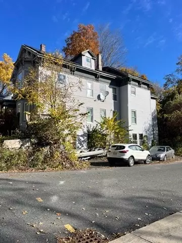 52 Mechanic St, Orange, MA 01364 photo 6