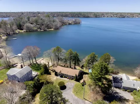 125 Herring Pond Rd, Plymouth, MA 02360