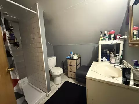 Bath - 119-121 Middlesex St, Springfield, MA 01109 photo 2 of 4
