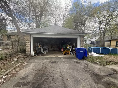 Exterior - 119-121 Middlesex St, Springfield, MA 01109 photo 3 of 3