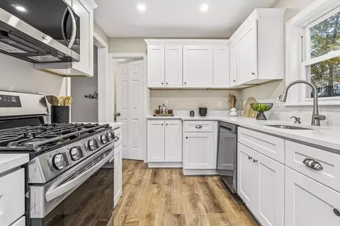 22 Walnut St, Revere, MA 02151