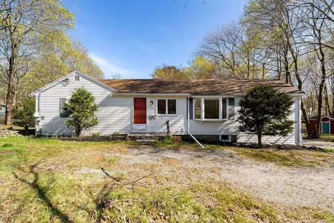 Exterior - 203 High St, Hingham, MA 02043 photo 1 of 4