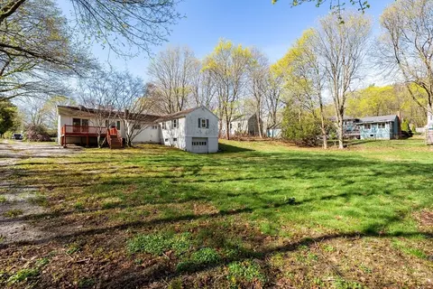 Exterior - 203 High St, Hingham, MA 02043 photo 4 of 4