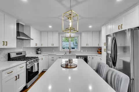7 Corey Rd, Marlborough, MA 01752