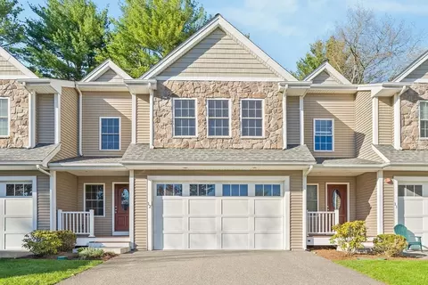 215 Rangeway Rd #12, Billerica, MA 01862