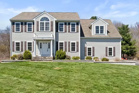 221 Chestnut St, Abington, MA 02351