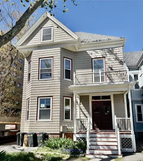 1541 Cambridge St #2, Cambridge, MA 02139