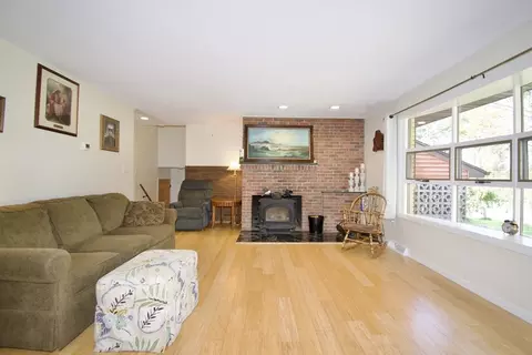 Living - 2 Barton St, Granby, MA 01033 photo 2 of 3
