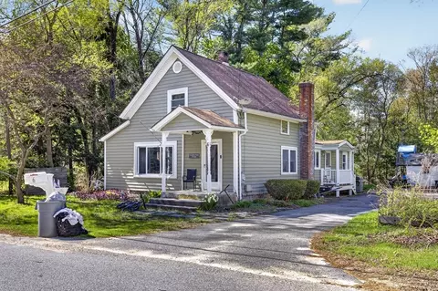 6 North Rd, Foster, RI 02825