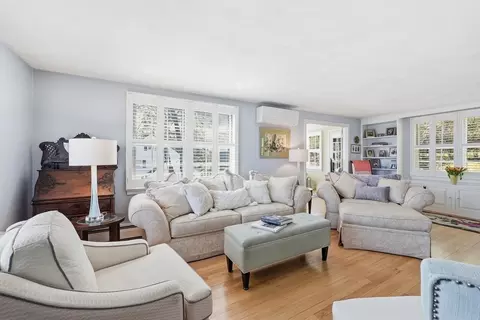 11 Drury Ln, Worcester, MA 01609 photo 2