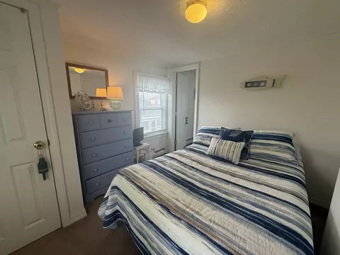 Bedroom - 36 Wankinquoah Ave, Wareham, MA 02571 photo 6 of 7