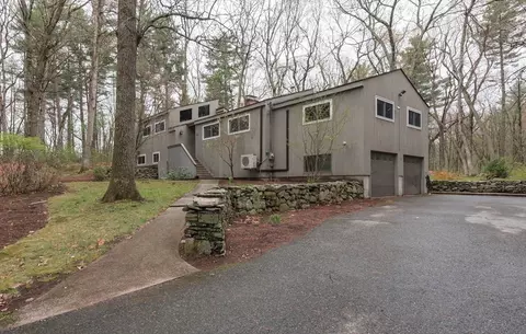 232 Mass Ave, Harvard, MA 01451