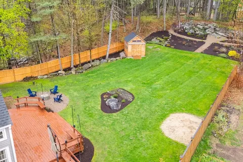 Exterior - 40 Mohawk Dr, Acton, MA 01720 photo 6 of 9