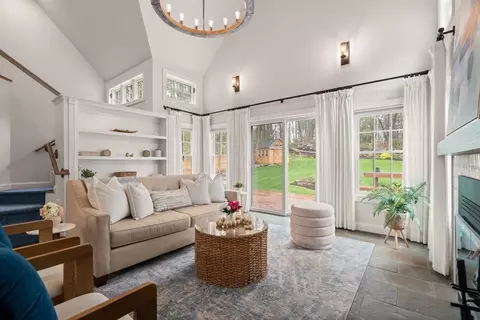 Living - 40 Mohawk Dr, Acton, MA 01720 photo 2 of 4