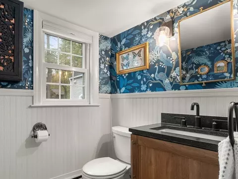 Bath - 40 Mohawk Dr, Acton, MA 01720 photo 1 of 3