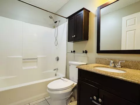 Bath - 5455 N Main St #4E, Fall River, MA 02720 photo 1 of 1